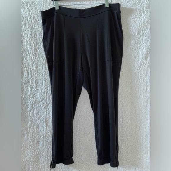 Lisa Rinna Collection Pull-On Jogger - Picture 2 of 8